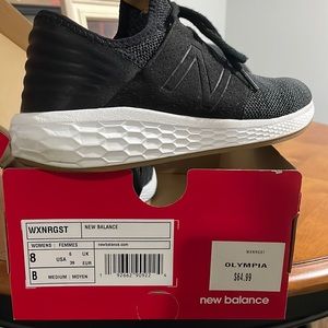 New Balance / size 8